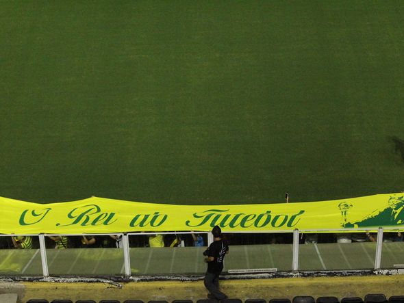 Velório de Pelé realizado na Vila Belmiro, em Santos por Alberto Borém