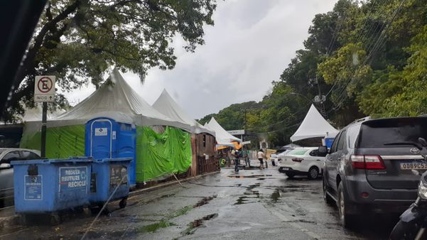 Acampamento em frente ao quartel do Exército no ES por Felipe Sena