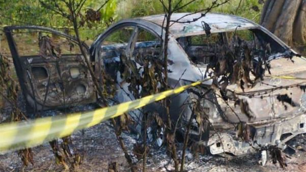 Ossada humano é encontrada dentro de carro que pegou fogo em Vila Pavão