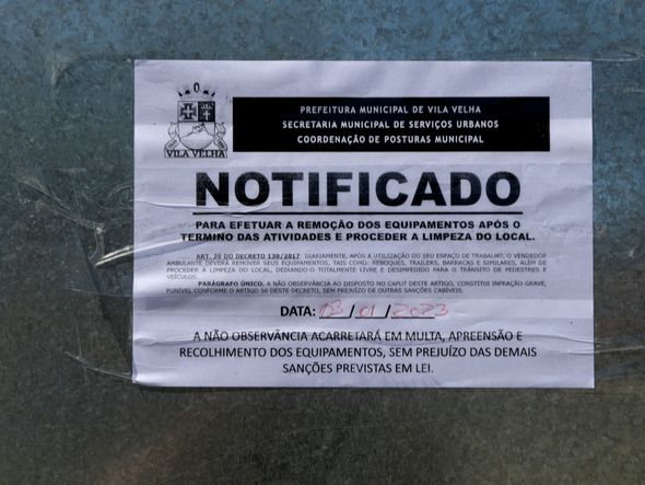 Prefeitura de Vila Velha limpa o Parque da Prainha e avalia estragos após saída de bolsonaristas por Fernando Madeira