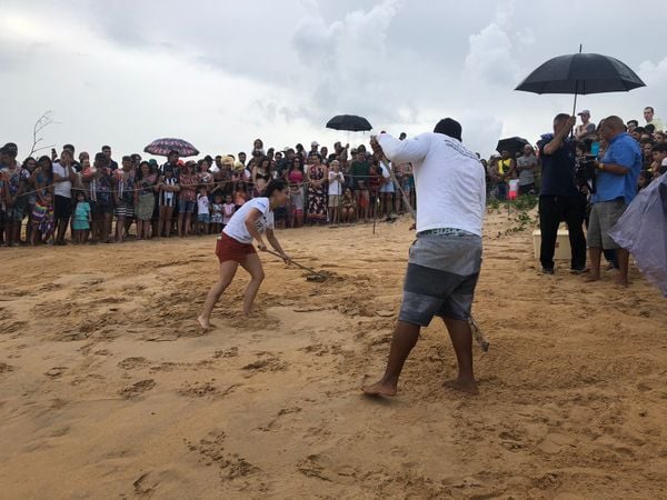 Uma nova abertura de ninho de tartarugas marinhas ocorreu hoje (5), na praia da Guanabara, no litoral de Anchieta por Thomaz Albano