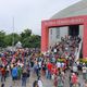 Imagem - Manifestantes vão às ruas em ato pela democracia em Vitória