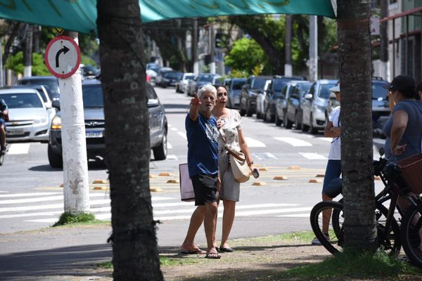 Bolsonaristas começam a desmontar acampamento na Prainha por Carlos Alberto Silva
