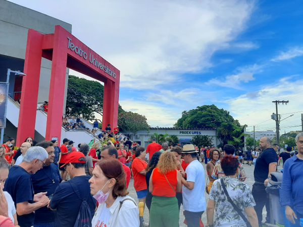 Teatro da Universidade Federal do Espírito Santo (Ufes). por Fernando Madeira
