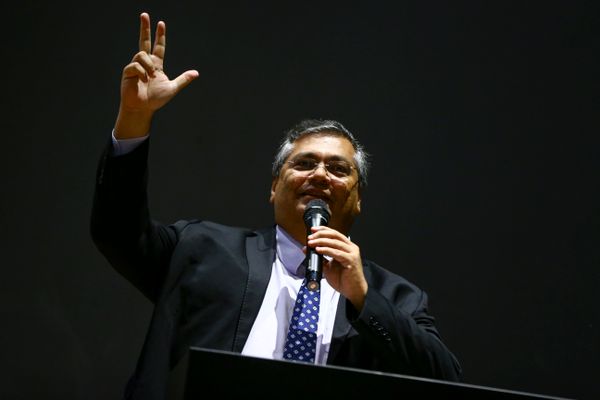 O ministro da Justiça e Segurança Pública, Flávio Dino, durante cerimônia de posse do diretor-geral da PF, na sede da corporação, em Brasília.
