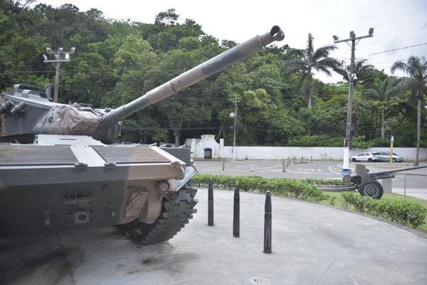 Prainha, em Vila Velha, desocupada pela primeira vez após atos golpistas por Ricardo Medeiros