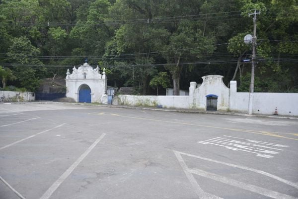 Prainha, em Vila Velha, desocupada pela primeira vez após atos golpistas por Ricardo Medeiros