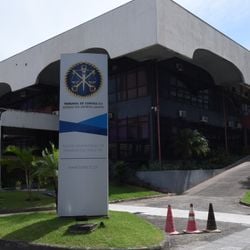 Determinação foi feita pelo Tribunal de Contas após fiscalização para verificar se municípios privilegiam a contratação de servidores temporários em detrimento a efetivos