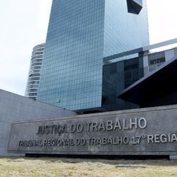 As oportunidades são para estudantes do ensino superior para preenchimento de vagas em diversos municípios capixabas