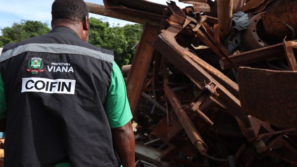 15 toneladas de material de linha férrea são apreendidos em ferro-velho de Viana por Guarda Municipal de Viana 