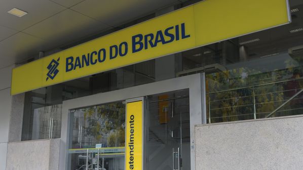 Enquanto grandes concorrentes tiveram resultados consistentes no trimestre, BB enfrentou queda inesperada no lucro; entenda o cenário