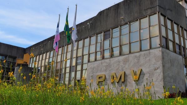 Veja também: Assembleia cria cargos comissionados e abriga ex-prefeitos; candidato derrotado em Cachoeiro volta à PMV; o fim de uma federação e o encolhimento de um partido no ES