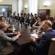 Imagem - Governo do ES lança gabinete de crise; ausência do Legislativo chama atenção