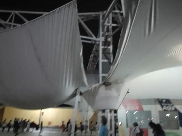 Churra destrói parte da lona de cobertura do Terminal de Itaparica