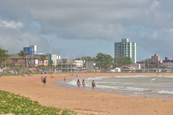 Praia de Jacaraipe, Serra