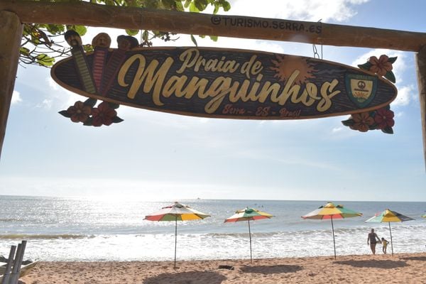 Praia de Manguinhos, Serra
