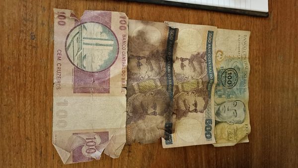  Notas antigas foram furtadas da Casa da Cultura de Muniz Freire por Divulgação \ Prefeitura de Muniz Freire