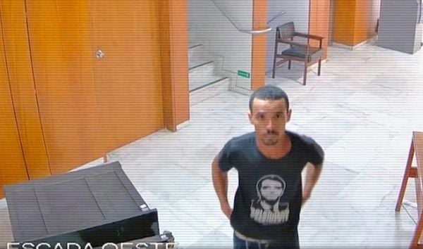 Imagens inéditas das câmares de segurança do Palácio do Planalto mostram a destruição promovida por extremistas bolsonaristas por Reprodução/TV Globo 