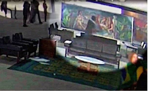 Imagens inéditas das câmares de segurança do Palácio do Planalto mostram a destruição promovida por extremistas bolsonaristas por Reprodução/TV Globo 
