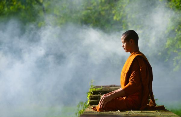 Monge, relaxamento, concentração, meditação