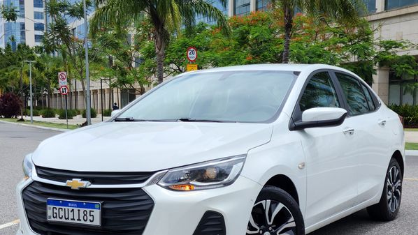 Versão de topo da linha  da Chevrolet vem dando conta da missão de disputar os consumidores de compactos de três volumes mais completos, encarando concorrentes