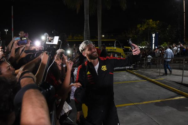 undefined por Carlos Alberto Silva