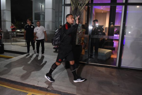 undefined por Carlos Alberto Silva