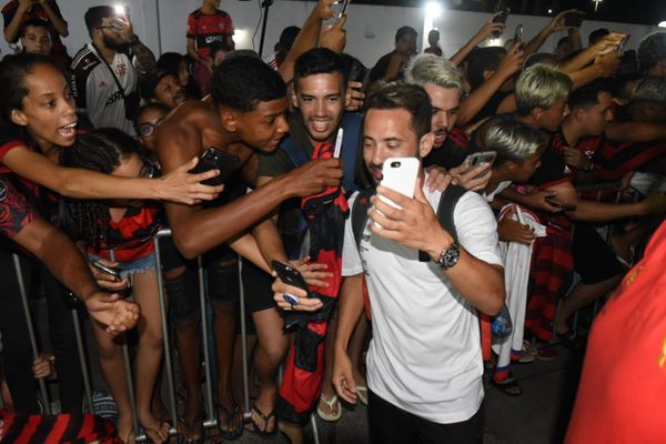 undefined por Carlos Alberto Silva