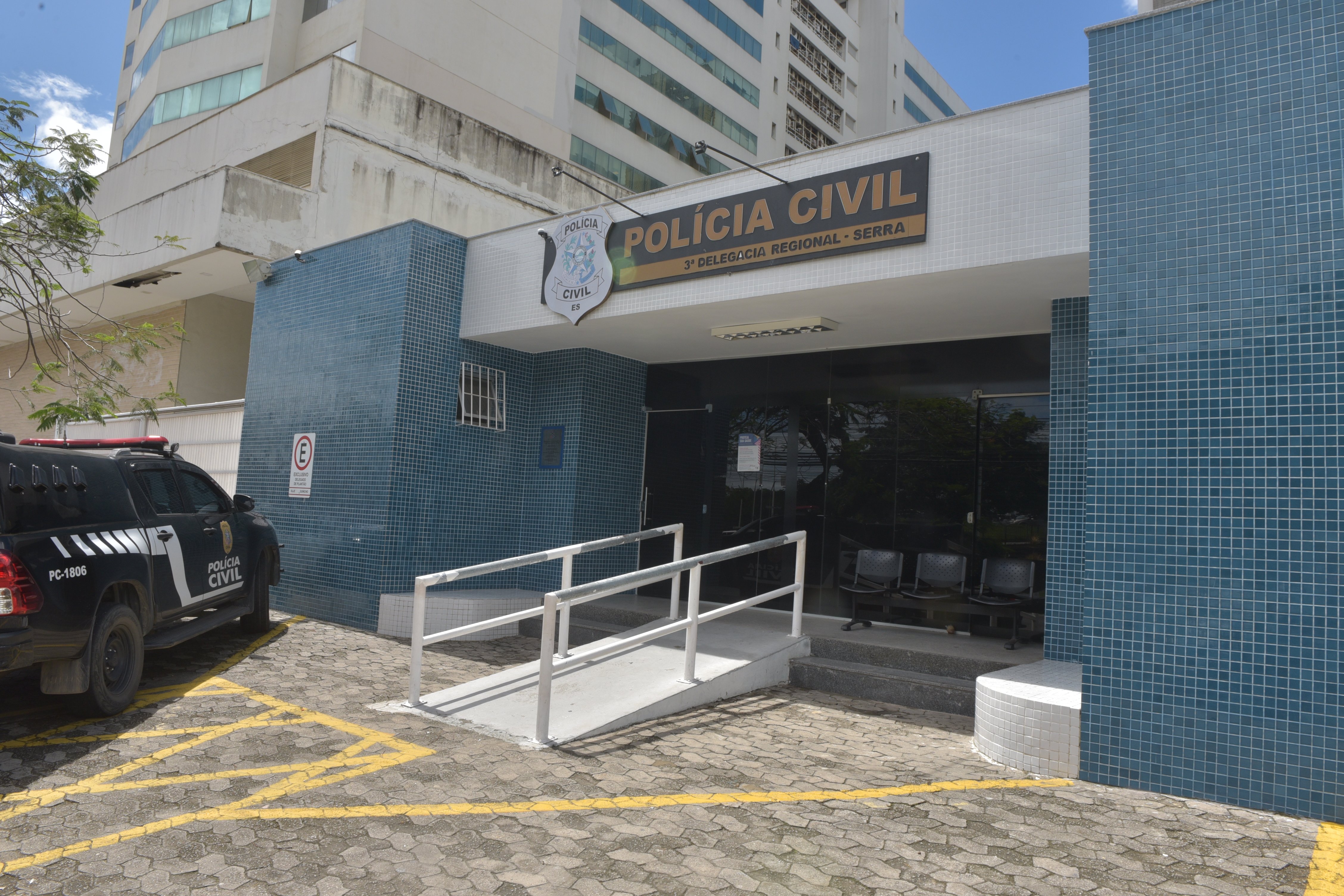 Homem de 35 anos disse que ter sido perseguido e agredido por moradores no bairro Vila Nova de Colares na tarde de quarta-feira (20) e acabou preso por suspeita de assalto