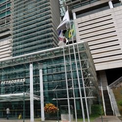 O Espírito Santo arrecadou mais de R$ 1,599 bilhão de Imposto sobre Circulação de Mercadorias e Serviços (ICMS) da Petrobras no primeiro semestre de 2025, aumento de 10% em relação ao mesmo período do ano passado