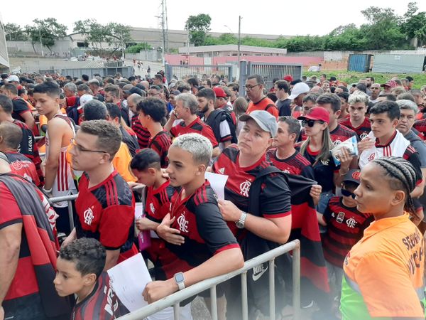 Confira imagens do jogo do Flamengo no Espírito Santo