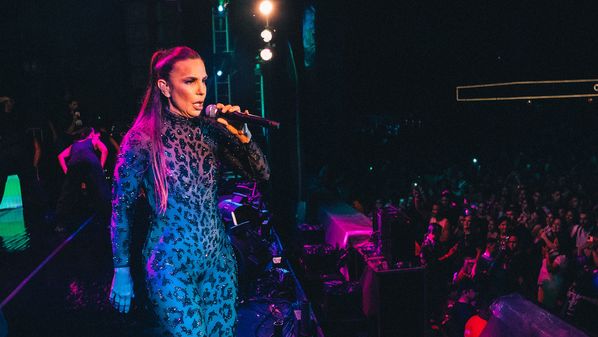 Internautas estão repercutindo o evento que teve todos os salões do luxuoso hotel à disposição e com decoração exclusiva