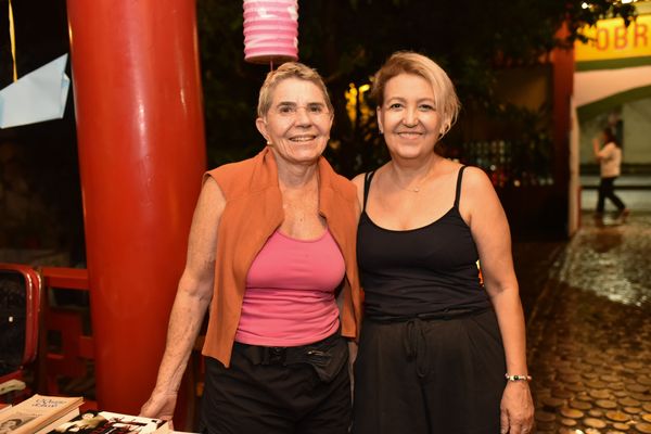 Ítala Duão e Menara Vieira (