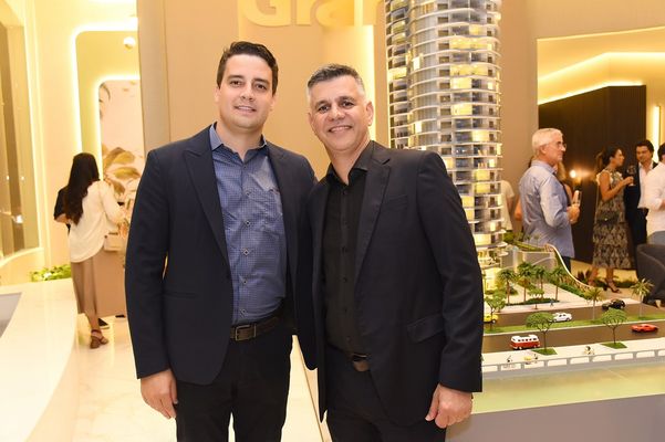 Eduardo Gasperazzo e Eduardo Reis 