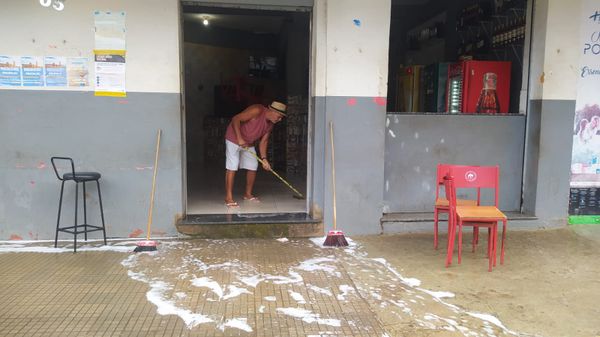 Rio transborda e provoca destruição em São José do Calçado  por Defesa Civil de São Jose do Calçado 