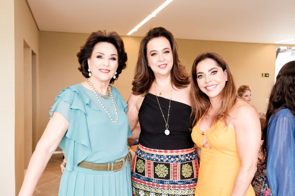 Dalva, Andréia e Márcia Carone