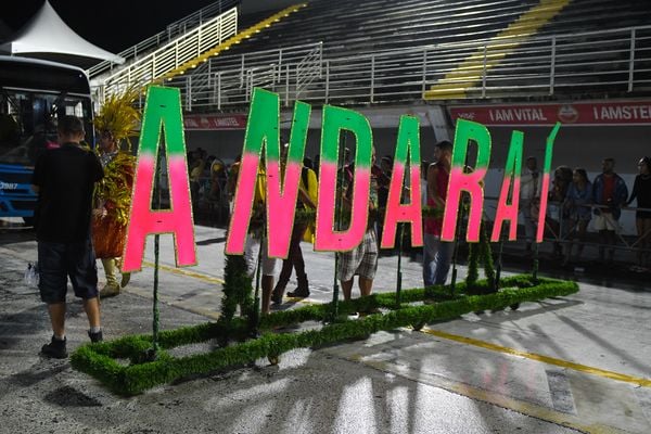 Ensaio técnico da Andaraí no Sambão do Povo em Vitória. por Rodrigo Gavini