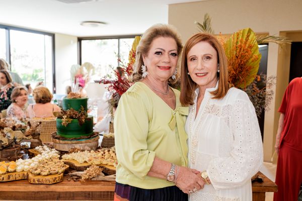 Hélvia Abaurre e Mary Helal