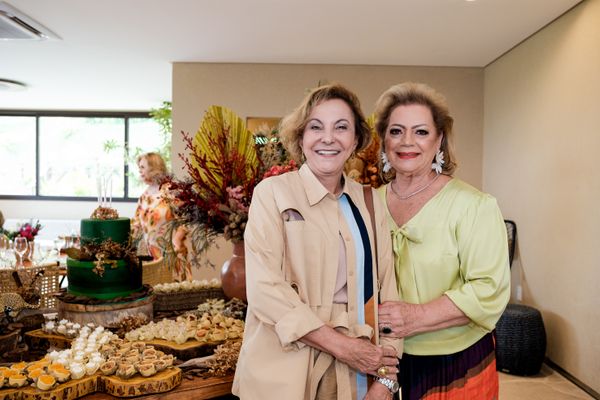 Martha Paiva e Hélvia Abaurre