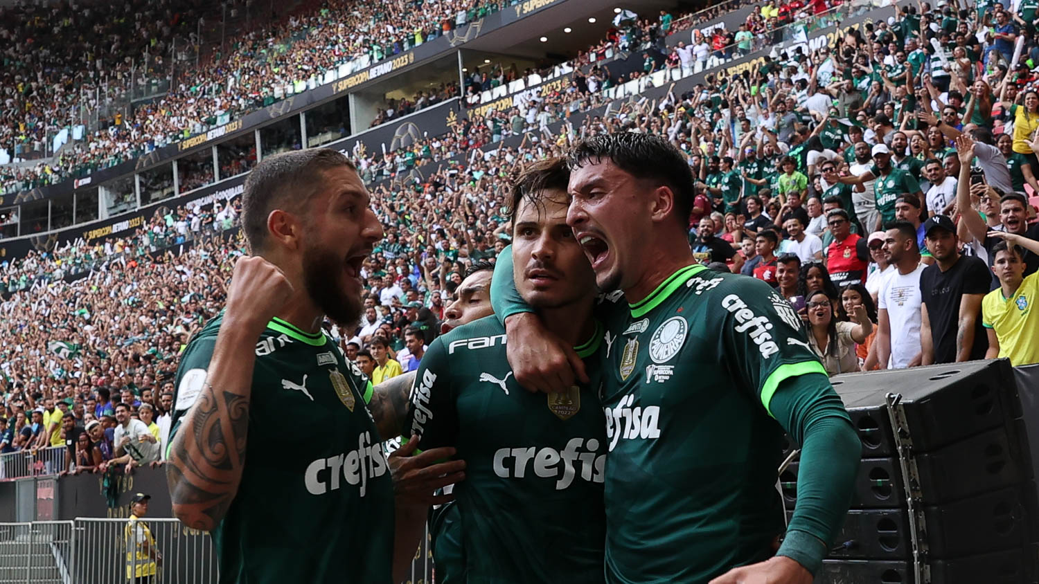 Torcida do Palmeiras recebe prêmio inédito da FIFA