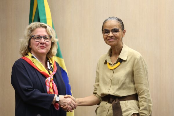 A ministra do Meio Ambiente e MudanÃ§a do Clima, Marina Silva, e a ministra Federal da CooperaÃ§Ã£o EconÃ´mica e Desenvolvimento da Alemanha, Svenja Schulze,