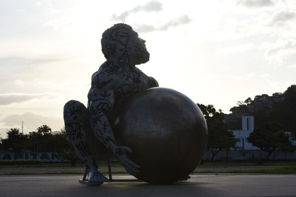 Atlas na praça