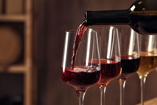 Plataforma Em Busca do Vinho | Taças de vinho