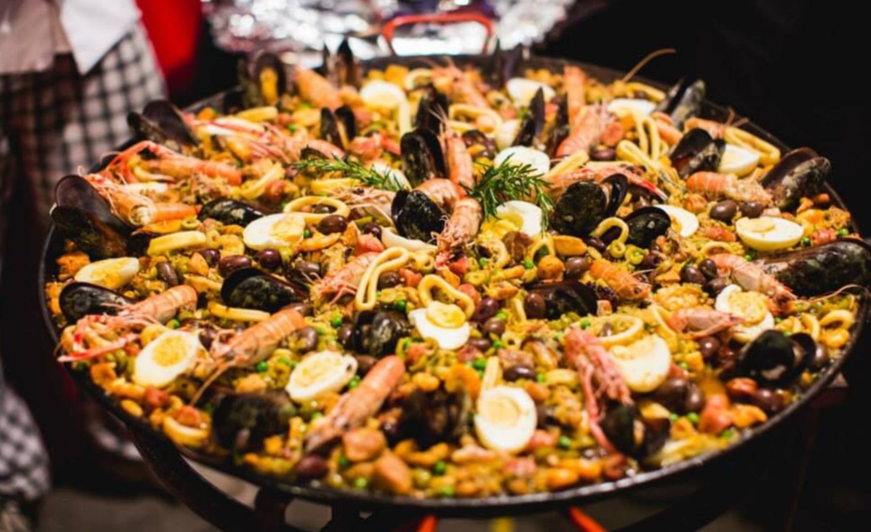 Marcado para 11 e 12 de fevereiro, o 4° Festival Gastronômico de Paella de Itaúnas vai agitar o pré-carnaval da vila, em Conceição da Barra