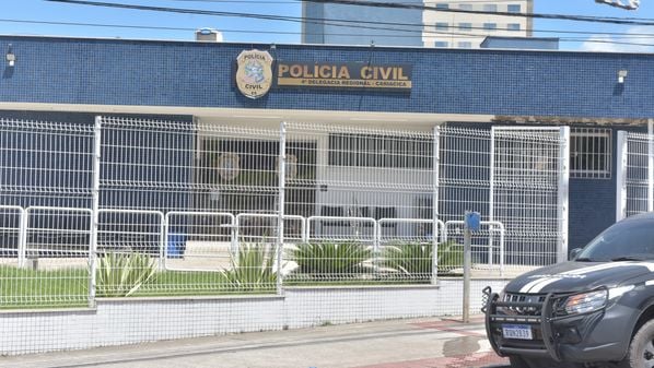 Suspeito foi autuado em flagrante por lesão corporal qualificada, injúria e ameaça. A ocorrência aconteceu na noite do último domingo (4), no bairro Arlindo Angelo Villaschi