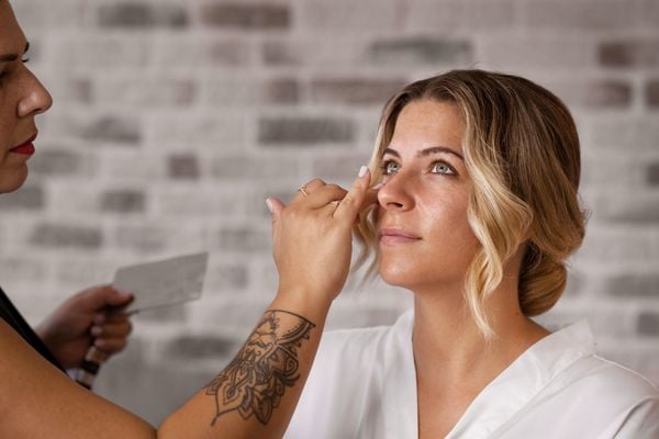 Curso de maquiagem voltado para mulheres