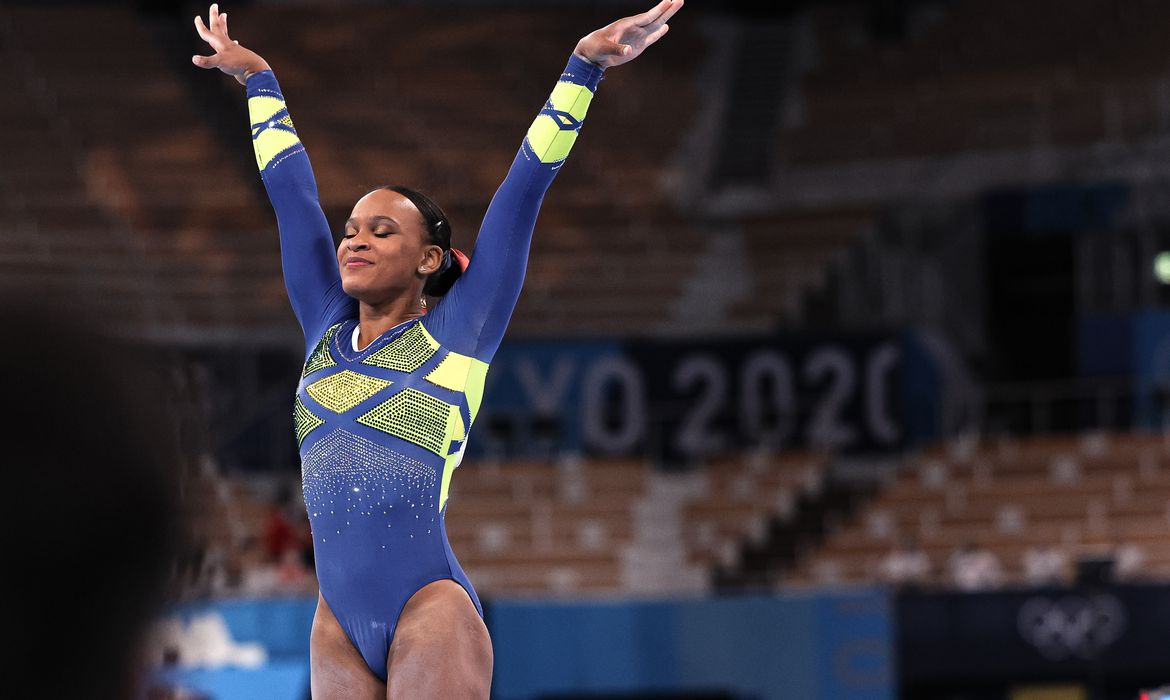 Veja quanto Rebeca Andrade ganhou de premiação em dinheiro pelo Mundial