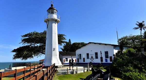 Farol de Santa Luzia, na Praia da Costa, Vila Velha