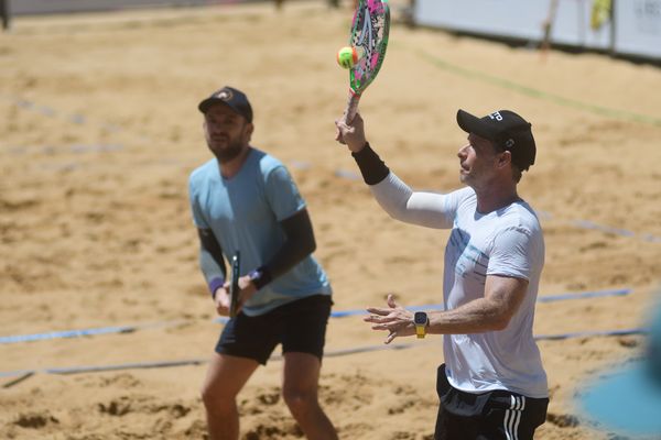 Campeonato de beach tênis disputado na Praia da Costa por Vitor Jubini
