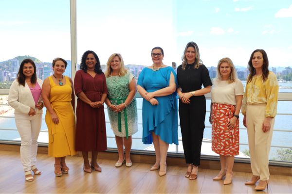 Uma comitiva do Consulado dos Estados Unidos no Rio de Janeiro esteve em Vitória, nessa sexta-feira (03/2) em agenda com mulheres do Espirito Santo, liderada pela Secretaria e Politicas para Mulheres, Jacqueline Moraes